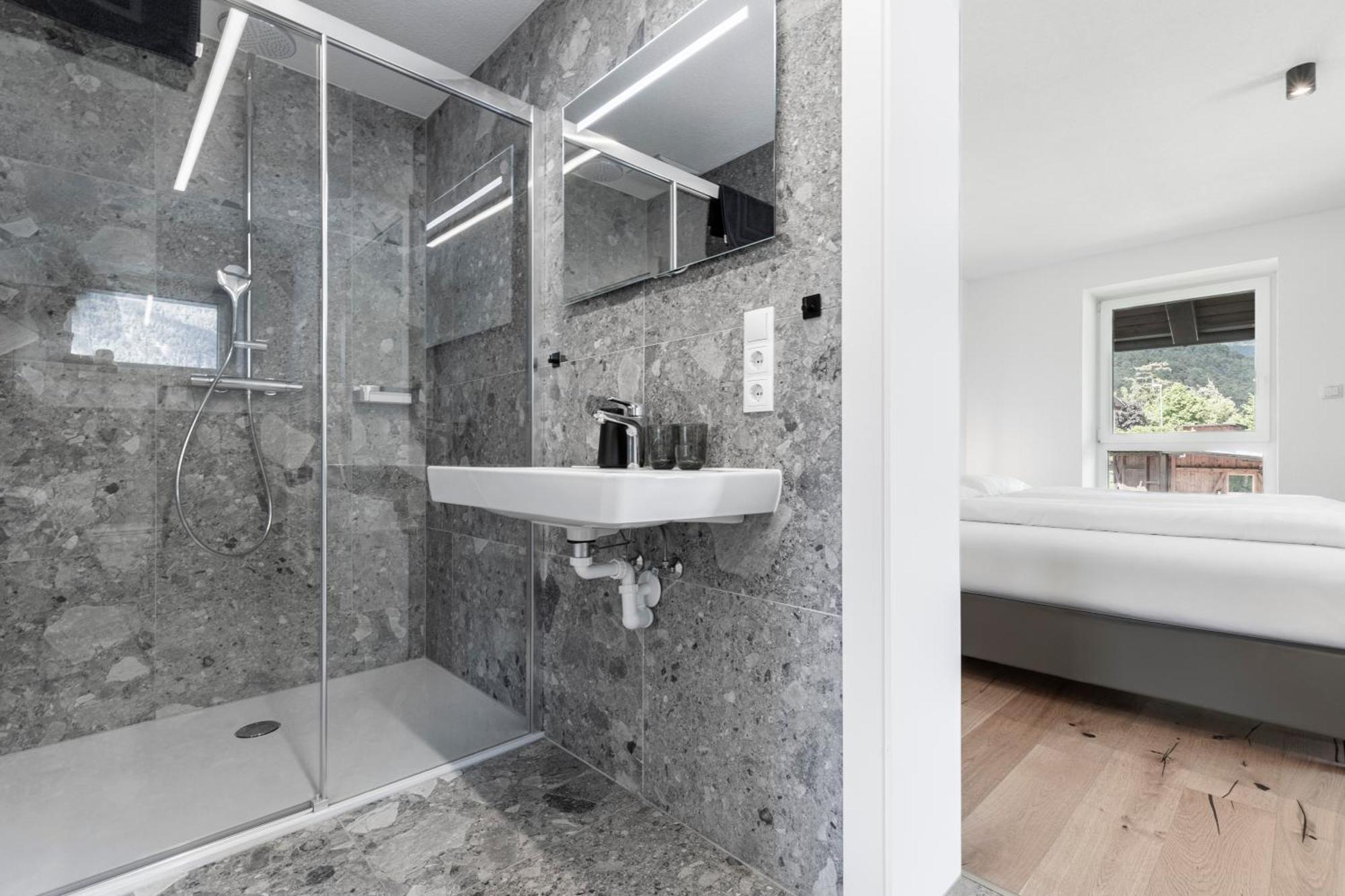 Kiechls Homebase - Adults Only Тарренц Номер фото