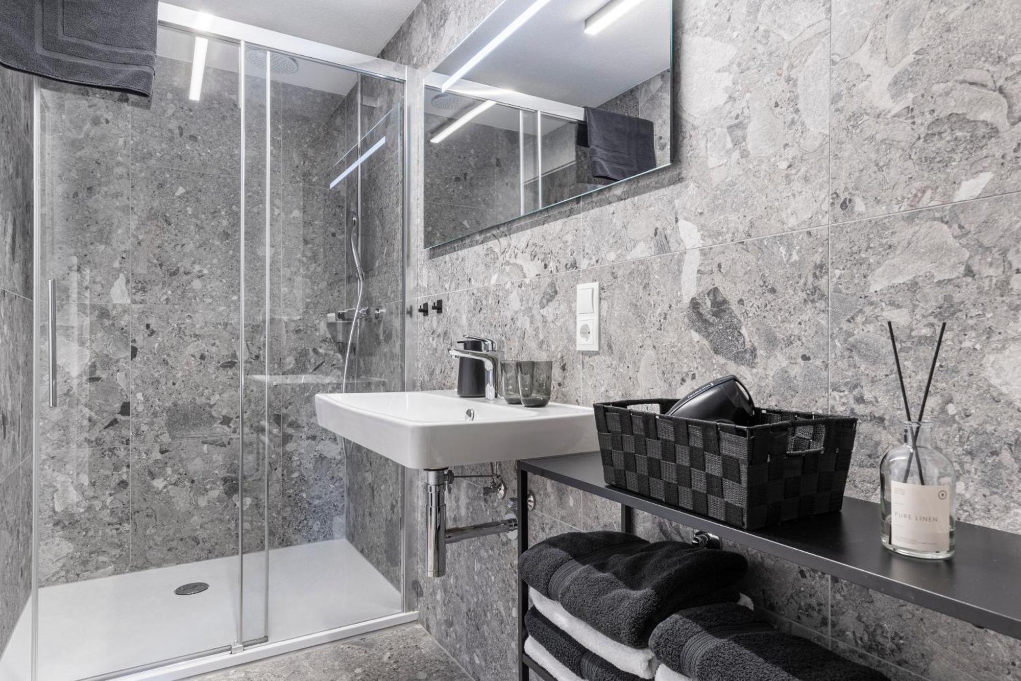 Kiechls Homebase - Adults Only Тарренц Номер фото